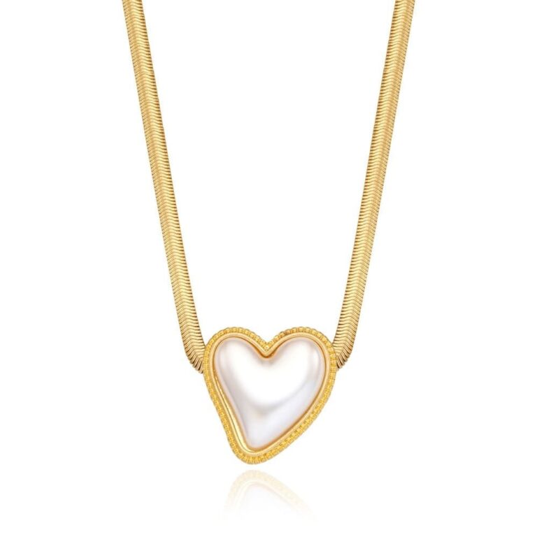 Pearl amour heart necklace