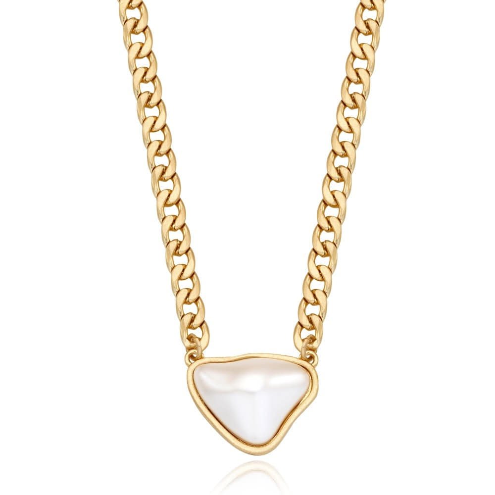 Muse pearl necklace