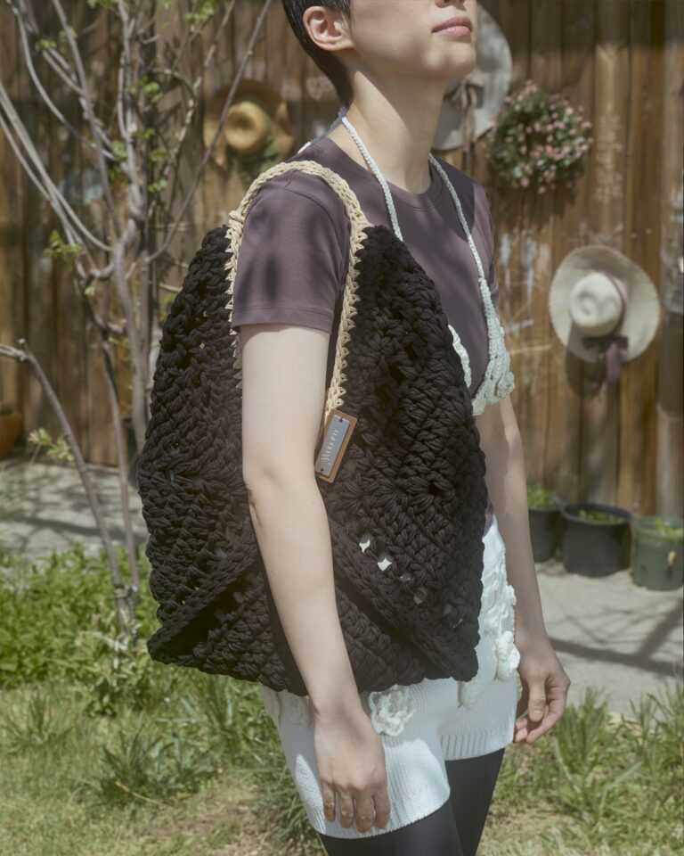 SALON VEIL TOTE BAG