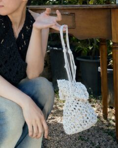LACE BLOOM BUCKET BAG