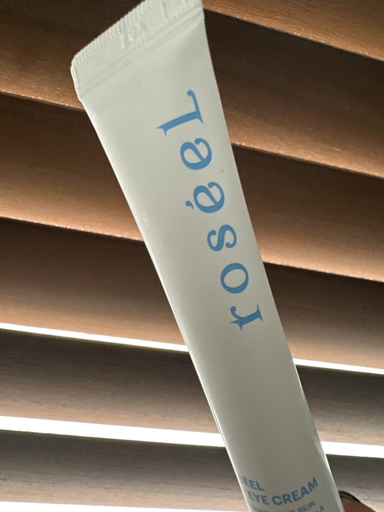Customer photo of Roséel Eye Cream